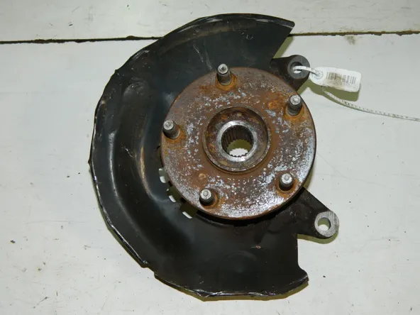 Ступица TOYOTA ISIS ANM10 Перед Прав (Контрактный) 45976342