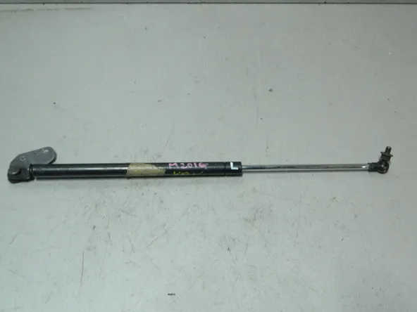 Амортизатор багажника DAIHATSU YRV M201G Лев (Контрактный) 81532147