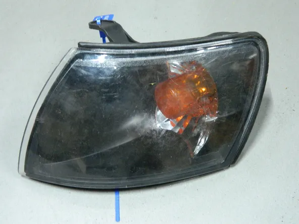 Габарит TOYOTA COROLLA EE104 Перед Лев (Контрактный) 69838144