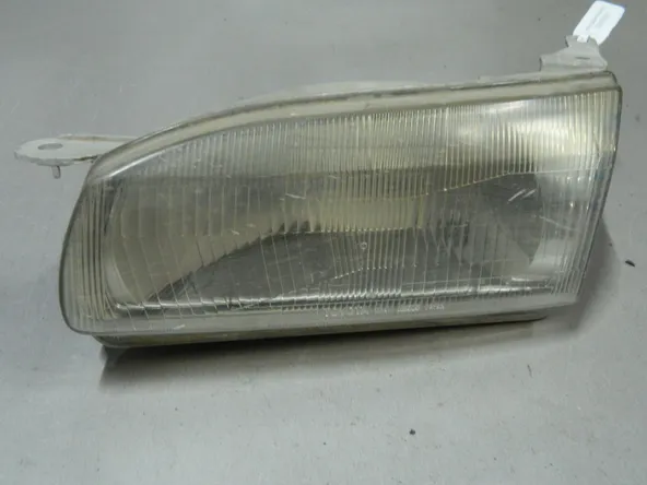 Фара TOYOTA COROLLA AE110 Перед Лев 12411 (Контрактный) 68000697