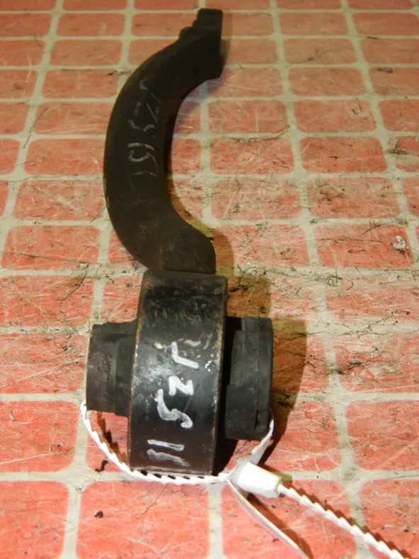 Рычаг подвески TOYOTA CROWN JZS151 Перед Прав (Контрактный) 45984477