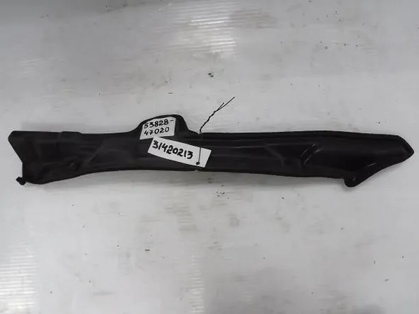 Накладка декоративная на крыло TOYOTA PRIUS NHW20 (Контрактный) 5382847020