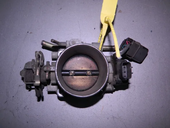 Дроссельная заслонка NISSAN RB25DE (Контрактный) 79780839 161185L300