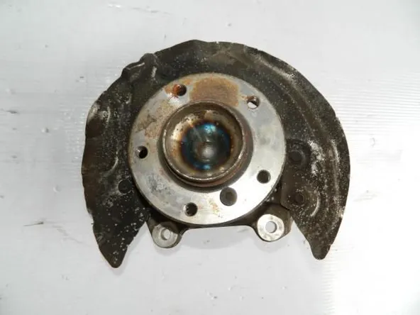 Ступица BMW 116i E87 Перед Лев (Контрактный)