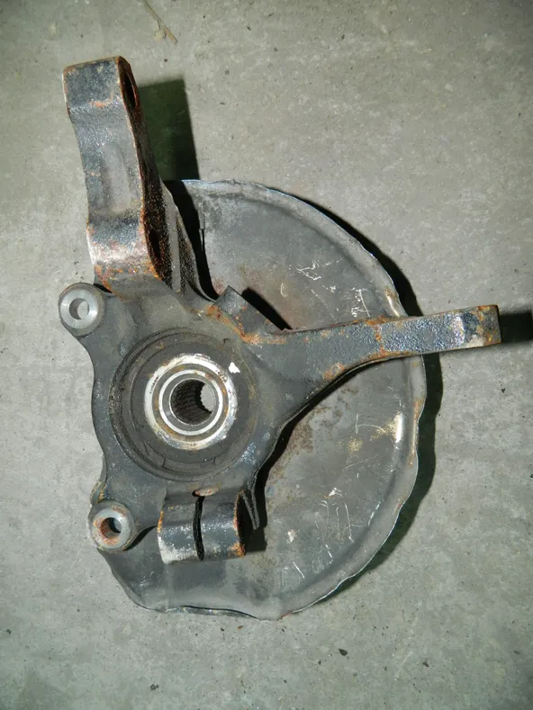 Ступица MITSUBISHI LANCER CS5W Перед Прав (Контрактный) 79591259