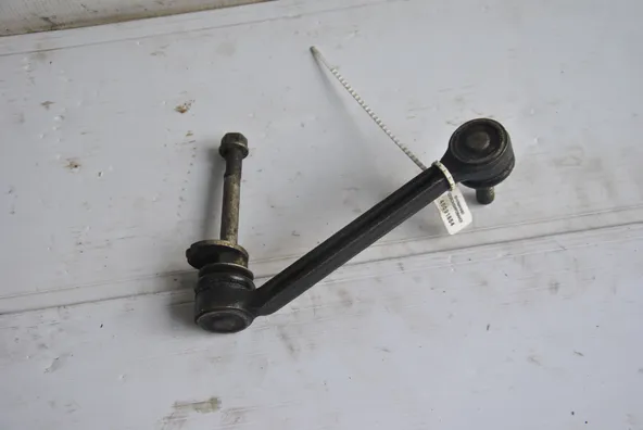 Рычаг подвески TOYOTA CROWN MAJESTA JZS141 Зад Прав (Контрактный) 46091854