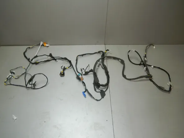 Электропроводка багажника HYUNDAI EQUUS VI G6DA 2013-2015 (Б/У) 35017154