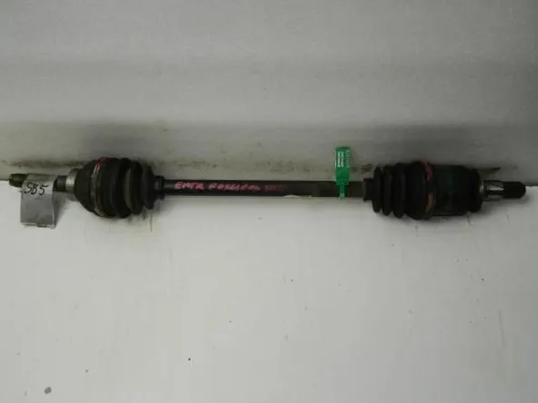 Привод SUBARU FORESTER SG5 EJ20 Зад Прав (Контрактный) D9996073