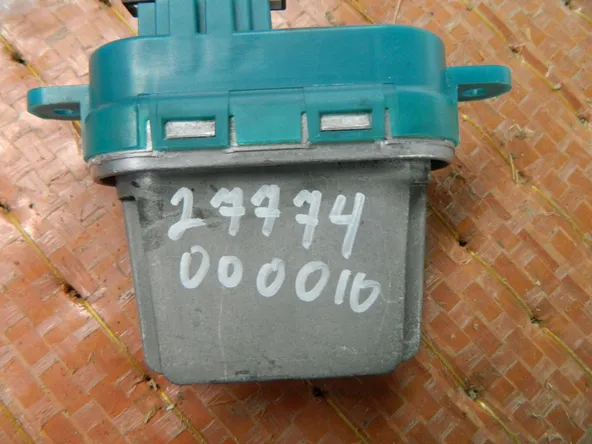 Резистор печки VOLSWAGEN TOUAREG 7L7 (Контрактный) 27774000010