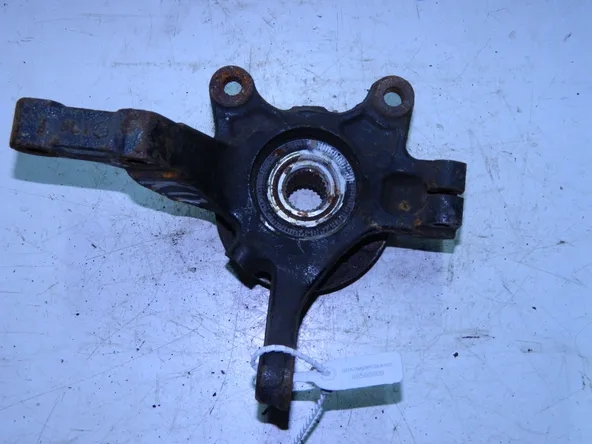 Ступица NISSAN NOTE E11 Перед Лев (Контрактный) 69586609