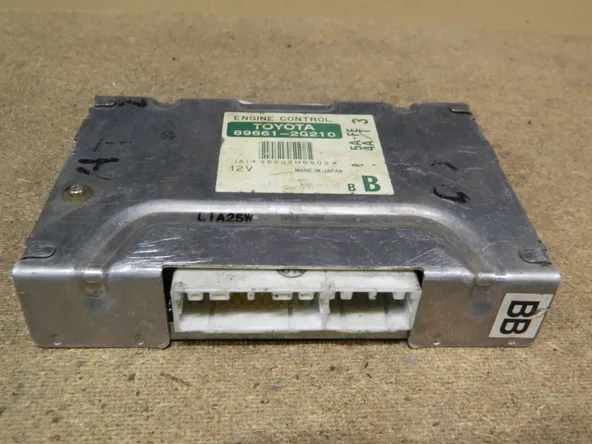 Блок управления ДВС TOYOTA CARINA 5AFE (Контрактный) 9799 896612G210