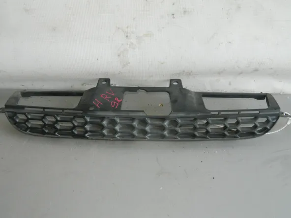 Решетка радиатора HONDA HR-V GH2 (Контрактный) 45976579
