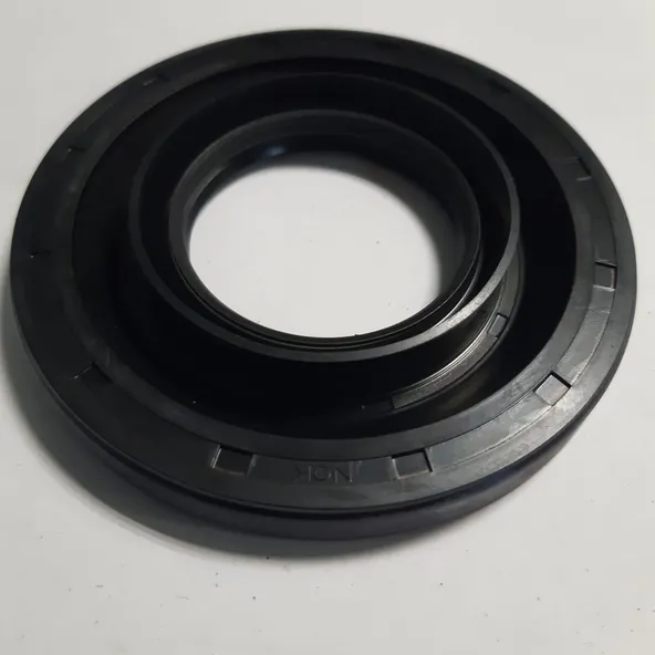 Сальник NOK BW4265E NISSAN Avenir,Primera 42x90x9,5x13 3834231X02