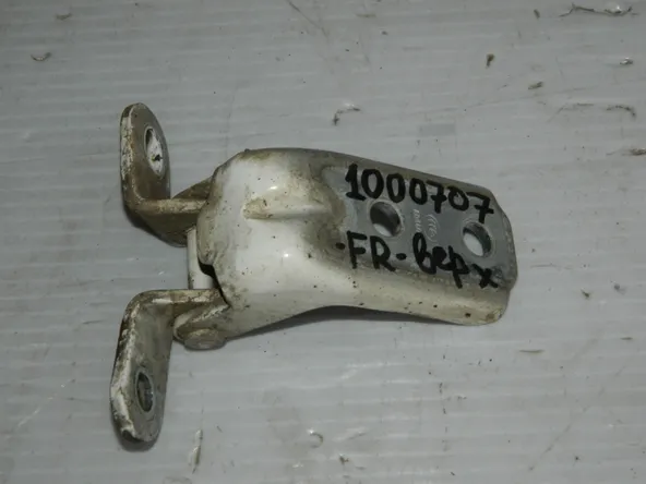 Петля двери HYUNDAI SOLARIS HCR Перед Прав (Б/У)