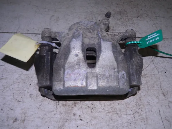 Суппорт TOYOTA COROLLA NZE150 Перед Лев 81540160