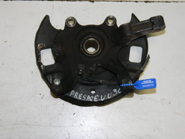 Ступица NISSAN PRESAGE U30 Перед Прав (Контрактный) 69838579
