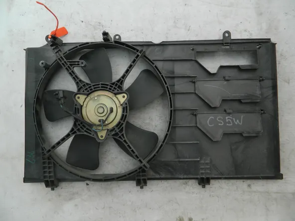 Диффузор радиатора MITSUBISHI LANCER CEDIA CS5W (Контрактный) 72355035
