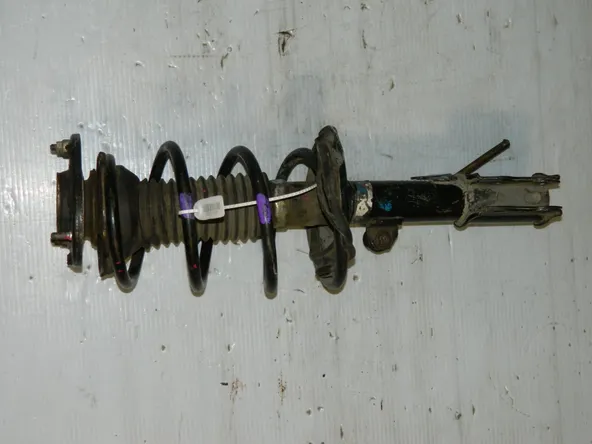 Стойка подвески TOYOTA COROLLA VERSO Перед Прав (Контрактный)