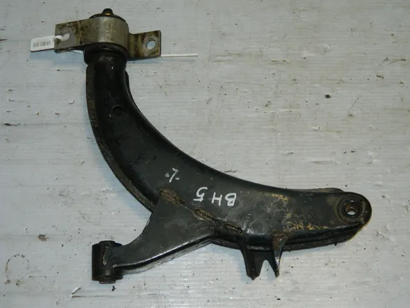 Рычаг подвески SUBARU LEGACY BH5 Перед Лев (Контрактный) 45990136