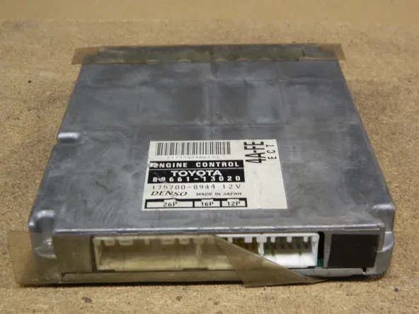 Блок управления ДВС TOYOTA COROLLA SPACIO 4AFE (Контрактный) 9771 8966113020