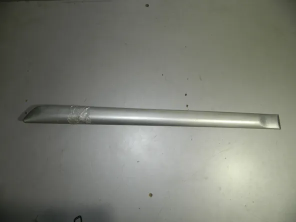 Молдинг двери TOYOTA COROLLA E120 Зад Лев (Б/У) 45990771 7574202140