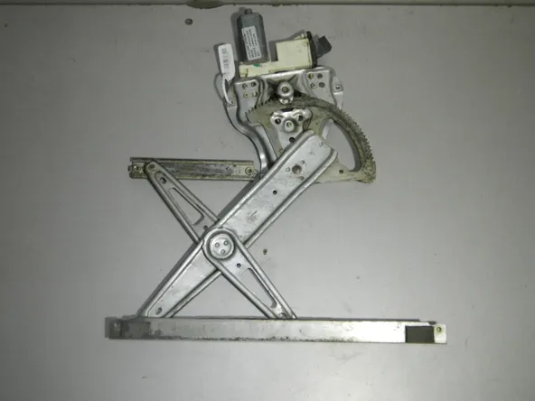Стеклоподъемный механизм TOYOTA COROLLA E120 перед прав (Б/У) 45993936 6981002150