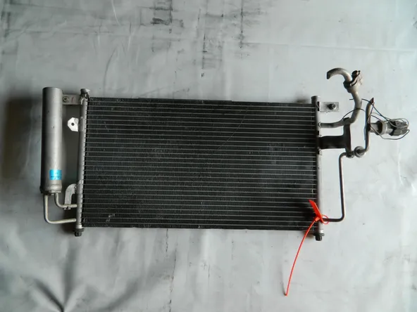 Радиатор кондиционера MAZDA DEMIO DY3W (Контрактный) 72367325