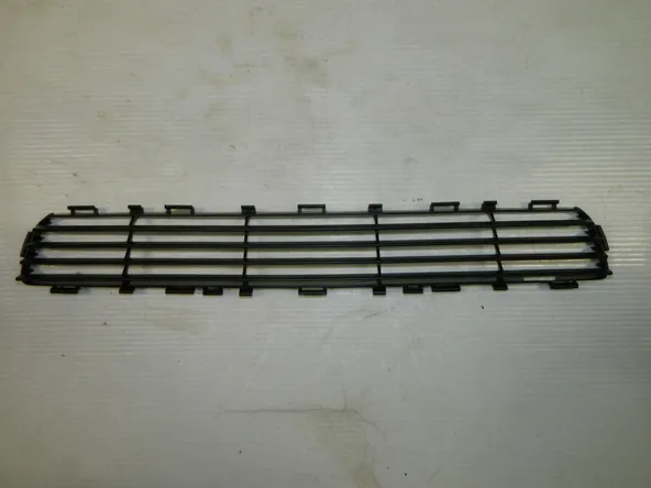 Решетка бампера API MB501000G0000 MITSUBISHI Outlander