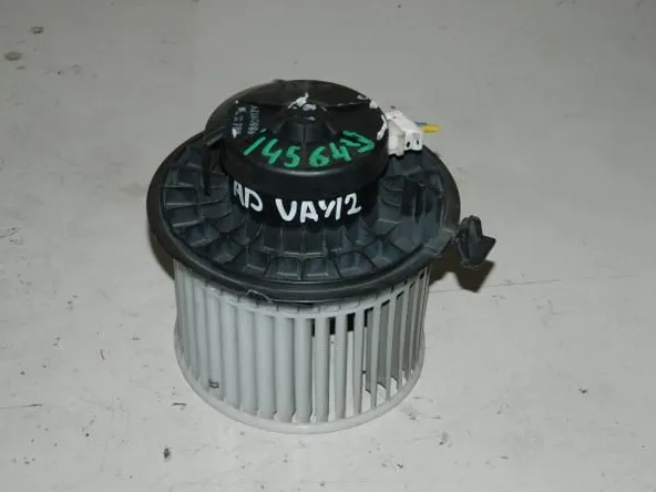 Мотор печки NISSAN AD VAY12 (Контрактный) 24121541