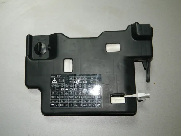 Крышка блока предохранителей HONDA CR-V RE5 R20A (Контрактный)