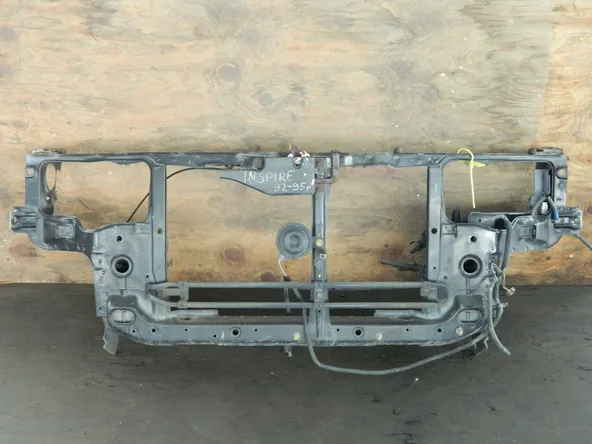 Рамка радиатора HONDA INSPIRE UA2 (Контрактный) 94584282