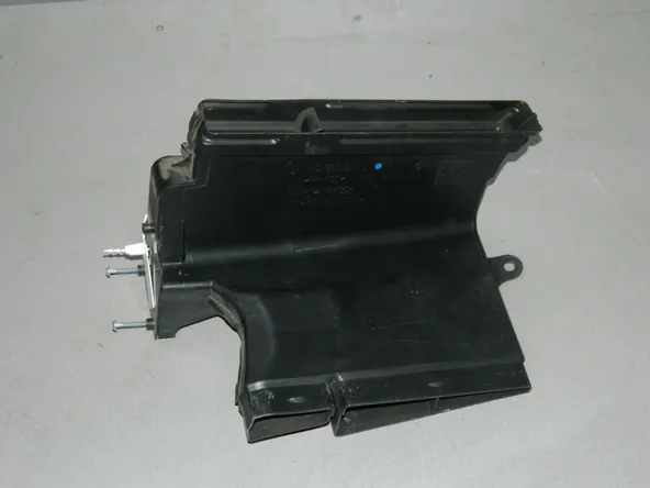 Воздуховод AUDI Q7 4L Перед Лев (Б/У) 35020729