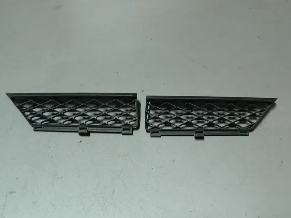 Решетка радиатора NISSAN WINGROAD WFY11 (Контрактный) 79773243