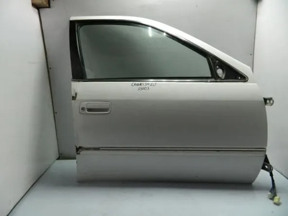 Дверь TOYOTA CAMRY SXV20 Перед. Прав.(БУ)