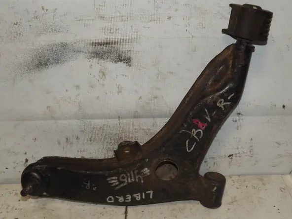 Рычаг подвески MITSUBISHI LIBERO CB2V Перед Прав (Контрактный) 45993123