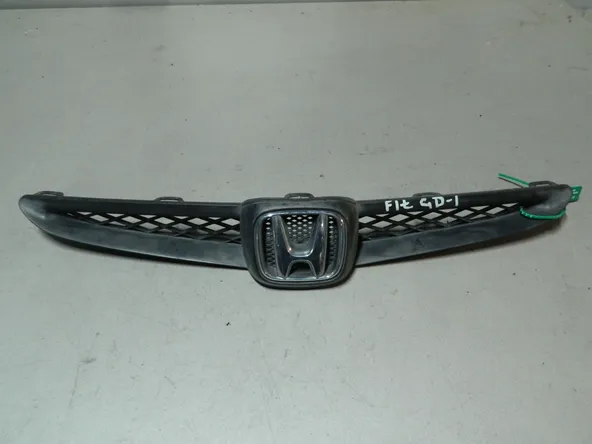 Решетка радиатора HONDA FIT GD1 (Контрактный) 81540946