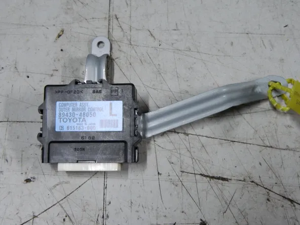 Блок управления зеркалами LEXUS RX350 GGL10 (Контрактный) 94603787