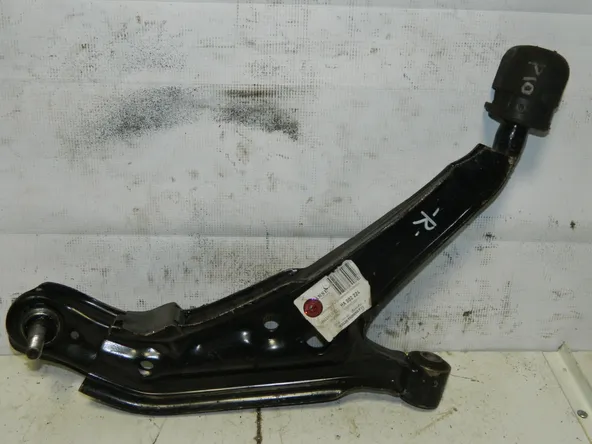 Рычаг подвески NISSAN PRIMERA P10 HA802224 Перед Прав 45993070