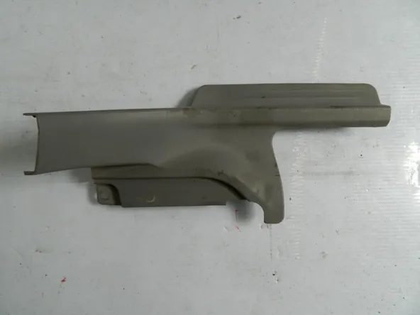 Накладка на порог SUBARU FORESTER SG5 Зад Лев (Контрактный) 4202604