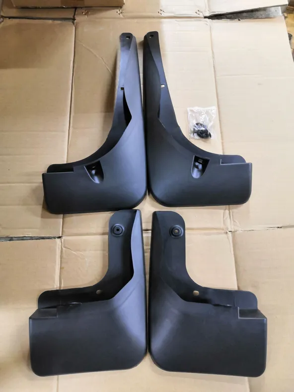 Брызговик GENERAL PARTS GPTOYRAV414 TOYOTA RAV4 14г- (комплект)