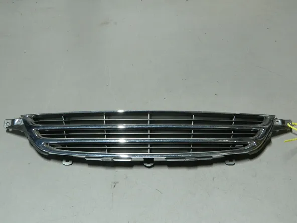 Решетка радиатора TOYOTA AVENSIS ST220 (Контрактный) 79773551