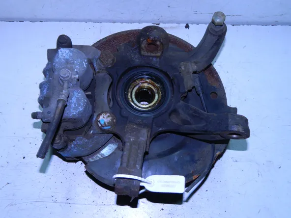 Ступица NISSAN LIBERTY RM12 Перед Лев (Контрактный) 69586607