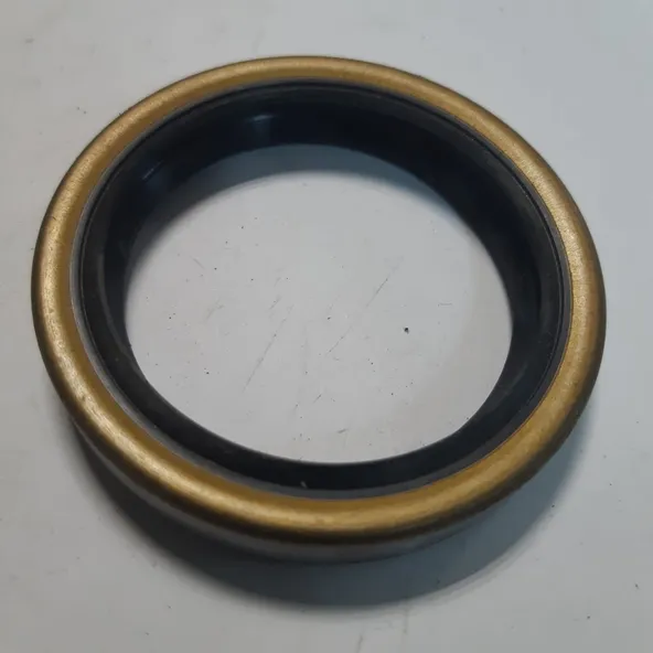 Сальник NOK AD8480E0 MITSUBISHI Pajero 50x65x10 MB092437