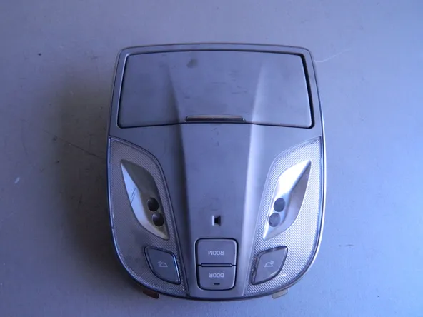 Плафон салона HYUNDAI EQUUS VI G6DA 2013-2015 Перед (Б/У) 69838227 9281003N000