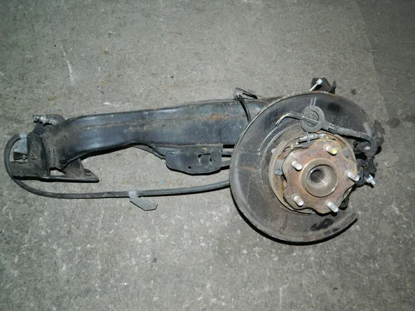 Ступица NISSAN X-TRAIL T32 Зад Прав (Контрактный) 140088042