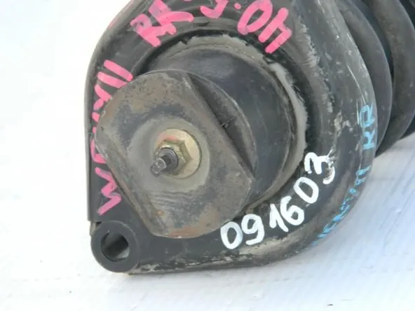 Стойка подвески NISSAN WINGROAD WFNY11 Зад Прав (Контрактный) 45976720