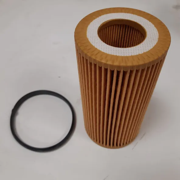 Фильтр масляный OIL FILTER 06D115562 AUDI,VOLKSWAGEN