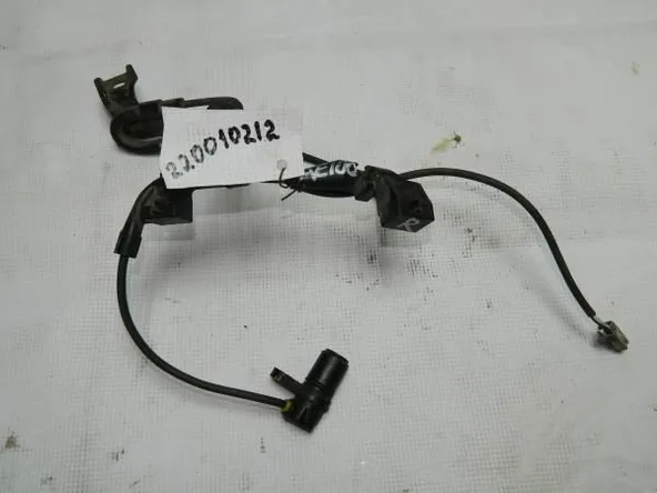 Датчик ABS TOYOTA COROLLA AE100 Зад Прав (Контрактный)