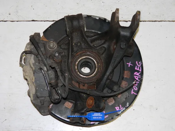 Ступица VOLKSWAGEN TOUAREG 7L7 Зад Лев (Контрактный) 69838381