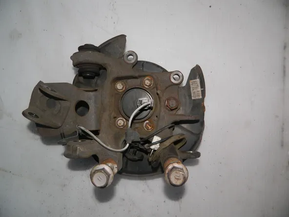 Ступица TOYOTA RAV4 ACA36 Зад Лев (Контрактный) 1802960619